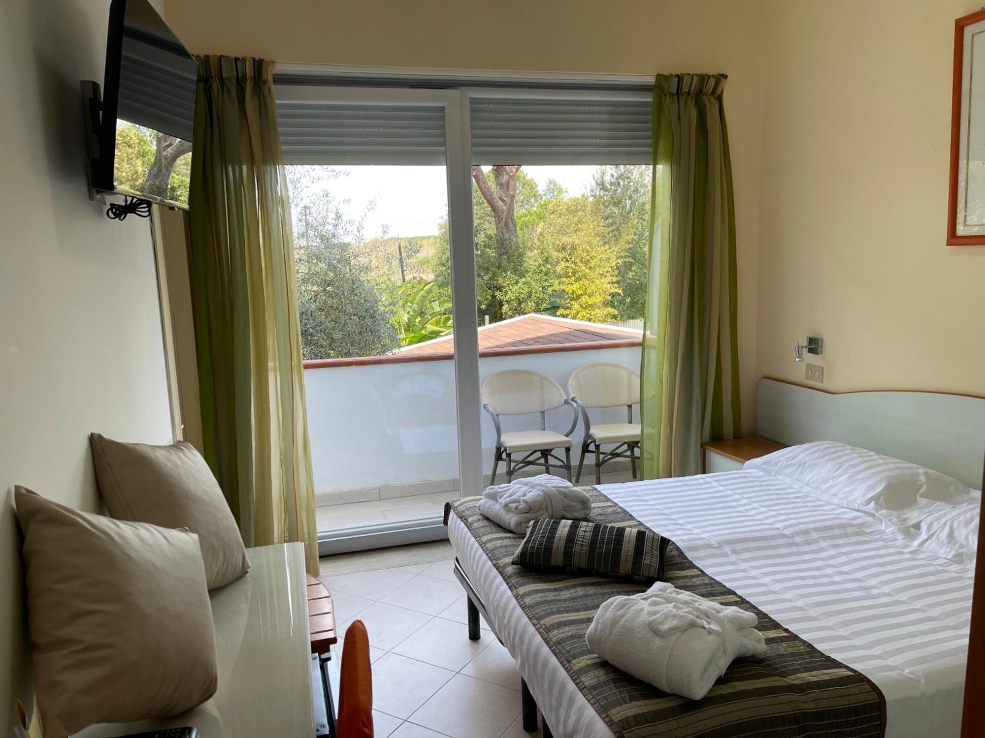 Capo Circeo Beach Resort Spa Fronte Mare San Felice Circeo Exteriör bild