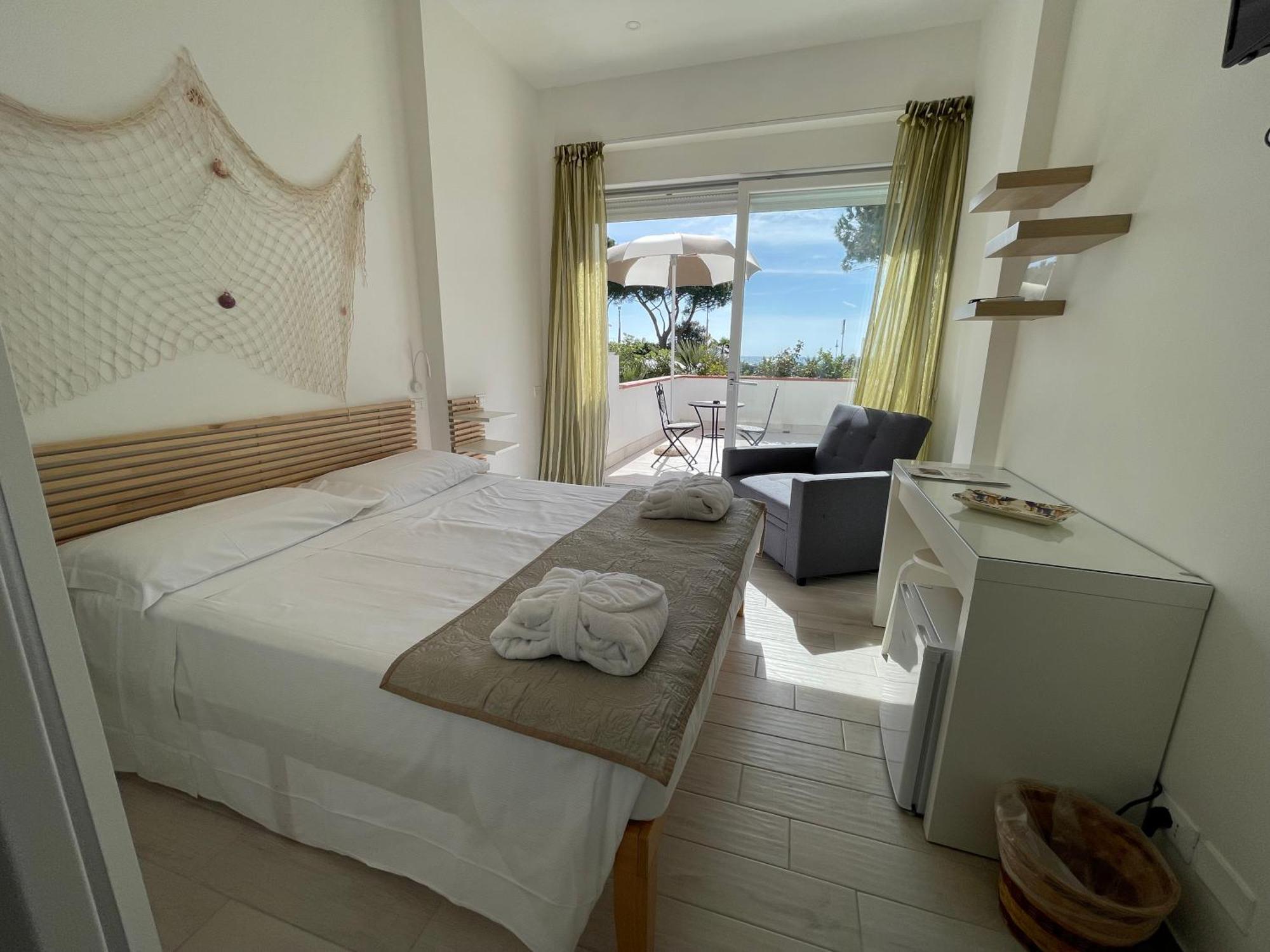 Capo Circeo Beach Resort Spa Fronte Mare San Felice Circeo Exteriör bild